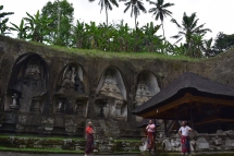 Tombes reials a Gunung Kawi